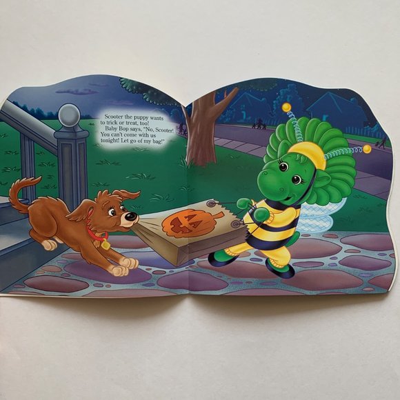 Vintage 1990s Barney Books: Just Imagine with Barney & Barney's Trick or Treat - Picture 13 of 16